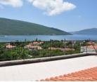 Apartments Blagojevic, private accommodation in city Kumbor, Montenegro